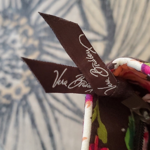 Like New: Vera Bradley Purse - Picture 3 of 4